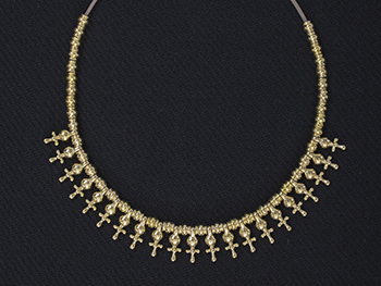 Vėrinys iš „Berlock“ tipo kabučių ir karolių. Pagal radinį iš Marvelės, Kaunas. IIIa. 